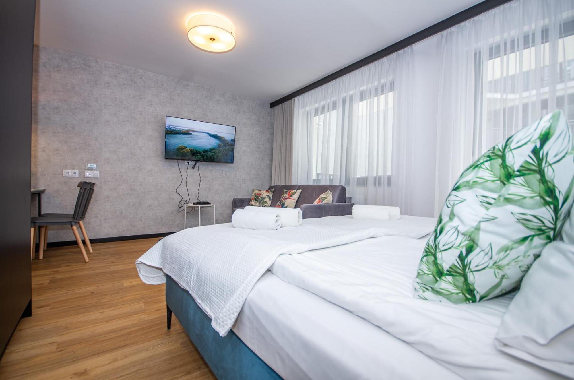 Inpoint Apartments G15 Near Old Town & Kazimierz District & Parking Option Kraków Exteriör bild