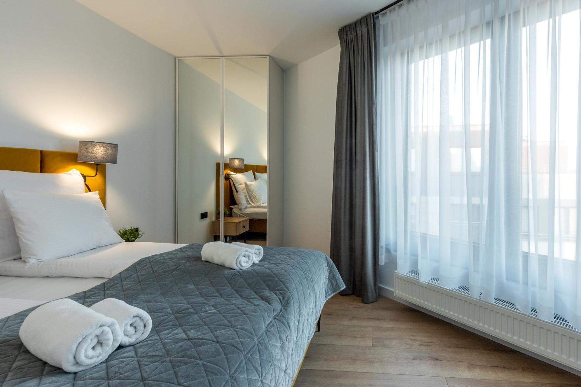 Inpoint Apartments G15 Near Old Town & Kazimierz District & Parking Option Kraków Rum bild